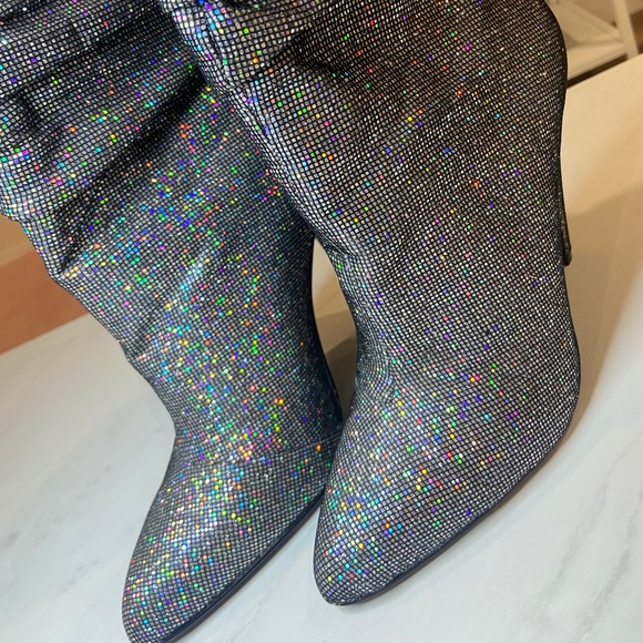 Steve Madden Grey Booties - Picture 3 of 3